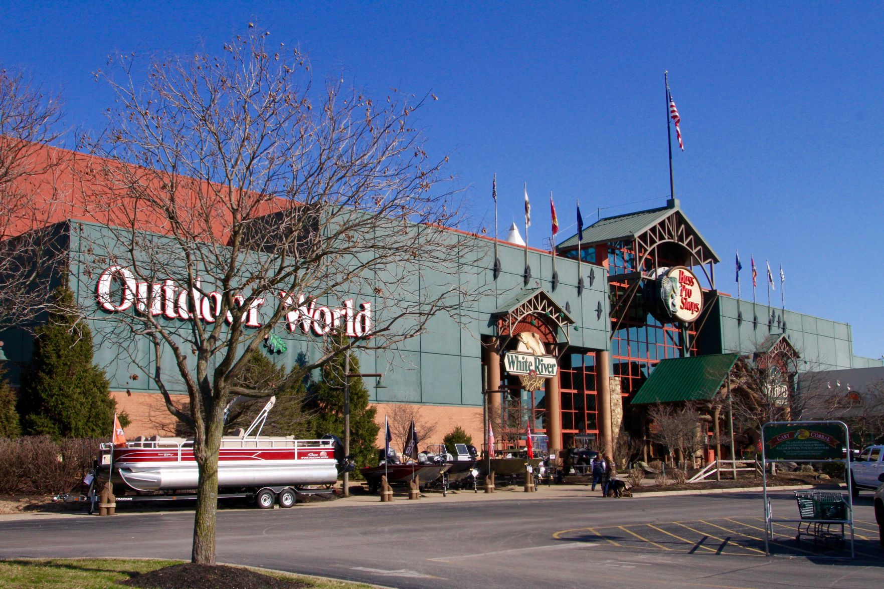 Bass Pro Shops now.jpg